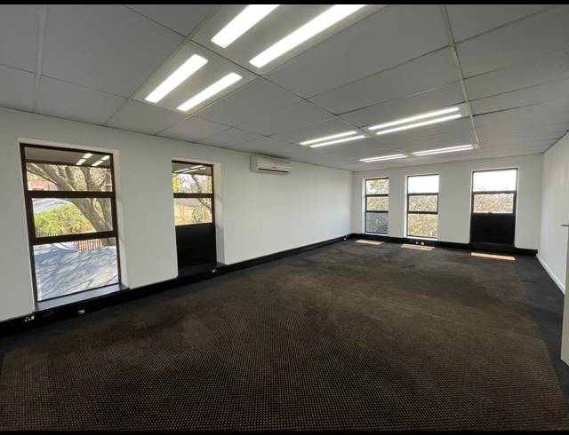 400M² OFFICE TO LET IN HURLINGHAM